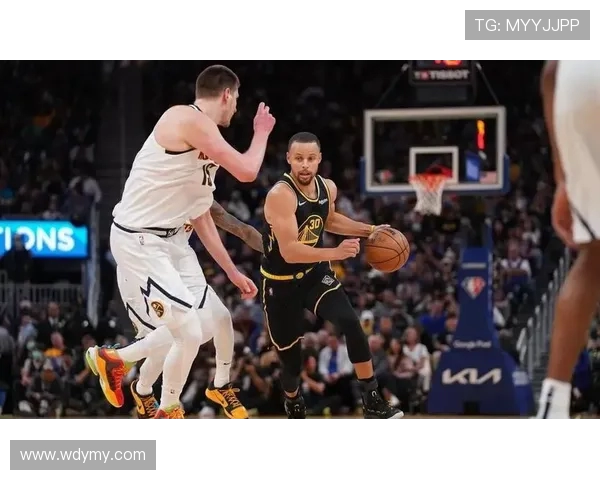 NBA直播：灰熊与掘金激战正酣谁能在这场对决中赢得胜利